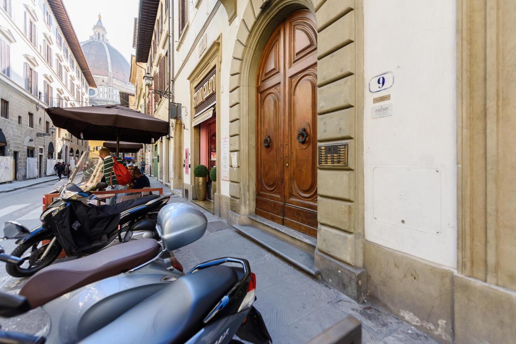 Cozy & Charming Florentine Hideaway By Oteego Florencja Zewnętrze zdjęcie